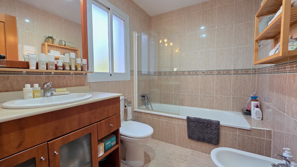 Property 2473 - Image 45